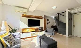 Imagem 4: Cobertura Semimobiliada com Vista Panorâmica em Porto Alegre