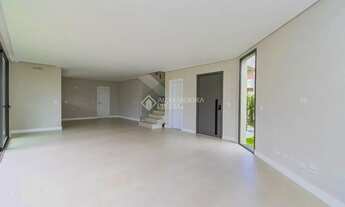 Imagem 6: Casa de alto padrão em condomínio com 3 suítes e terreno privativo no Boa Vista