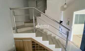 Imagem 2: Casa no Condomínio Residencial Andrade1 disponível para venda em Uberlândia-MG