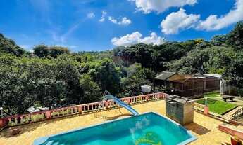 Imagem 3: Chácara perfeita para curtir e fazer dinheiro! São 14 mil metros de terreno, 2 casas, além