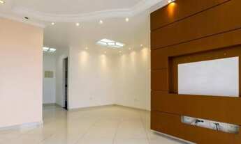 Imagem 2: Apartamento à venda com 65m², 2 quartos, 1 suíte e 2 vagas