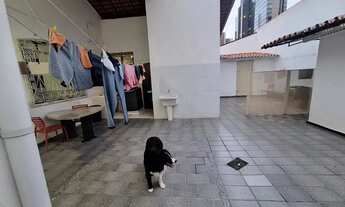 Imagem 7: Vendo casa em localização com alto potencial comercial ] - Atrás Clínica Dom Lagoa - foto