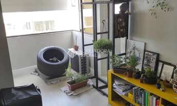 Imagem 3: Apartamento com sacada e churrasqueira