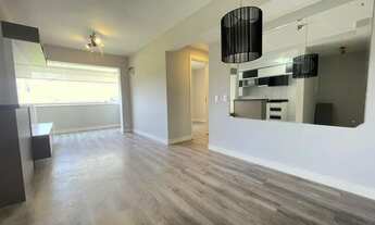 Imagem 3: Impecável apartamento semimobiliado, 2 dormitórios, 2 banheiros e 1 vaga coberta