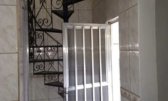 Imagem 3: Alugo casa duplex com 2 quartos e 2 banheiros