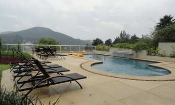 Imagem 7: Casa de condomínio sobrado para venda possui 1054 metros quadrados com 4 quartos