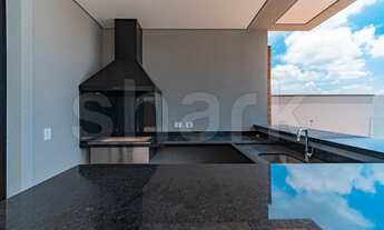 Imagem 4: Casa de condomínio para venda tem 370 metros quadrados com 4 quartos