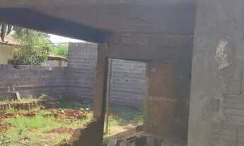 Imagem 2: Casa em fase de acabamento no jóquei club terreno 300m quitada por 95 mil