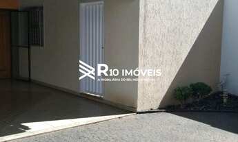 Imagem 2: Casa para aluguel, 3 quartos, 1 suíte, 2 vagas - Bairro JARDIM DAS PALMEIRAS, Uberlândia M