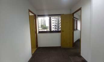 Imagem 6: Conjunto comercial com 60 m2 ao lado da Estação Moema