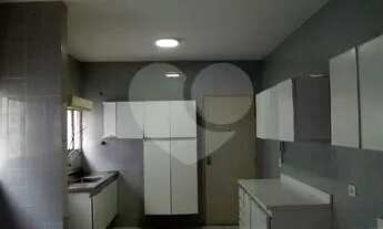 Imagem 2: JARDIM PAULISTA Apartamento com 4 Quartos e 2 vagas à Venda, 158 m²