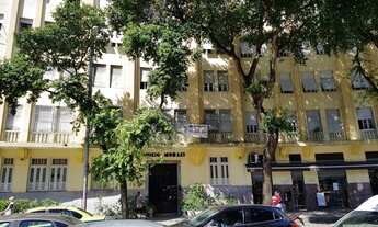 Imagem 7: Apartamento para venda tem 60 metros quadrados com 2 quartos em Centro - Rio de Janeiro