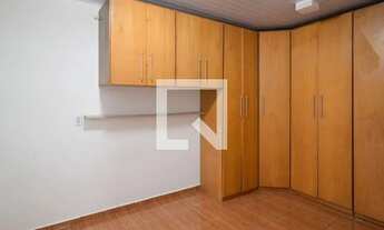 Imagem 5: Casa para Aluguel - Jardim Botucatu, 1 Quarto, 37 m2