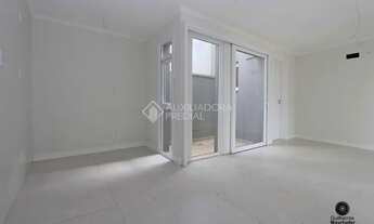 Imagem 5: Casa para venda possui 100 metros quadrados com 2 quartos em Jardim Marajoara - São Paulo