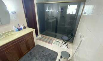 Imagem 3: Vendo casa em rua pública