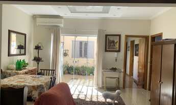 Imagem: Casa Térrea para venda com 250 metros quadrados