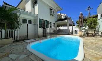 Imagem: Casa à venda no bairro Camboinhas - Niterói/RJ