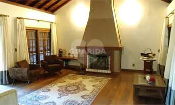 Imagem: Casa em condomínio fechado, de 04 dormitórios