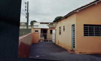 Imagem 6: CASAS VENDO Casa com 2 dormitórios