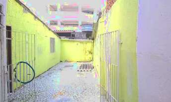 Imagem 7: Alugo Sobreposta Baixos, Precisando de Reparos, na Rua Pasteur, Gonzaga, Santos