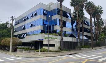 Imagem: Prédio comercial de escritório