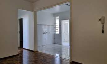 Imagem 2: Apartamento 02 Dormitórios localização Central