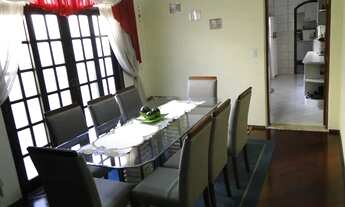 Imagem 5: Sobrado com 3 dormitórios planejados, 2 vagas e churrasqueira no Parque Marajoara em Santo