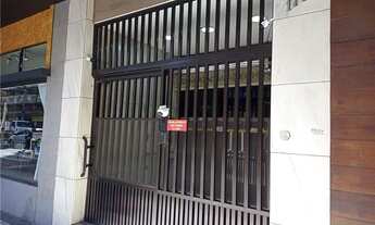 Imagem 6: Quot; Excelente Apartamento 2 Quartos com Armários e Ar Condicionado, Garagem, em Localiz