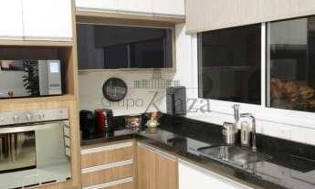 Imagem 3: Casa com 222 Metros 3 Dorm. 3 Suítes 2 Vagas - Condomínio no Residencial