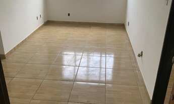 Imagem 2: Apartamento para venda tem 55 metros quadrados com 2 quartos em Tomás Coelho - Rio de Jane