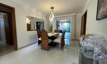 Imagem 4: Casa de condomínio sobrado para venda tem 305 metros quadrados com 4 quartos