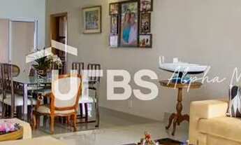 Imagem 4: Casa de condomínio sobrado para venda tem 450 metros quadrados com 4 quartos