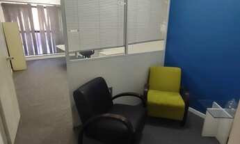 Imagem 4: EXCELENTE SALA COM 30m2. PRÉDIO COM CATRACA DE IDENTIFICAÇÃOO, PORTARIA 24H E EXCELENTE LO