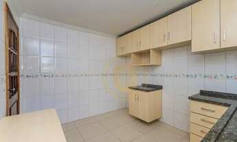 Imagem 2: Sobrado com 4 dormitórios para alugar, 142 m² por R$ 3.022,00/mês - Uberaba - Curitiba/PR