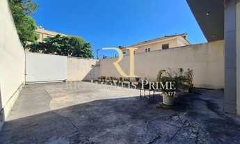 Imagem 2: GALPÃO REFORMADO, PÁTIO AMPLO