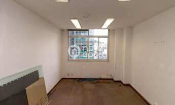 Imagem 6: Centro Galpão / depósito com venda por R$700.000