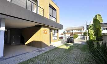 Imagem 2: Oportunidade no Campeche, casa com 3 dormitórios sendo uma suíte em Florianópolis/SC