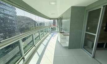 Imagem 2: Apartamento Praia do Canto: Vista, Conforto e Estilo!