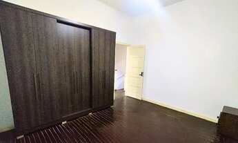 Imagem 3: Casa para alugar na Tijuca - 5 quartos, suíte, varandas e rua fechada