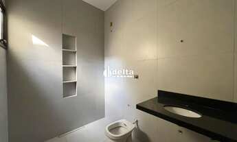 Imagem 6: Casa residencial com 3 quartos disponível para venda no bairro Novo Mundo em Uberlândia-MG