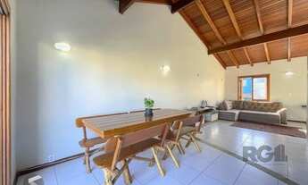 Imagem 2: Excelente casa de 121m² com 3 dormitórios e 2 vagas