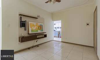 Imagem 4: Térreo com pátio Semimobiliado, 2 Dormitórios, Próximo ao Praia de Belas