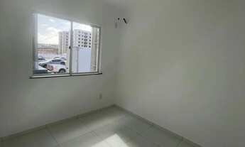 Imagem 3: 004 - ALUGO APARTAMENTO NO ALTO DO CALHAU / 2 QUARTOS / NASCENTE / 2 BANHEIROS