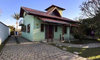 Imagem: Casa com 4 quartos em Santa Felicidade de