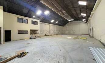 Imagem 2: Galpão com 585m2 + Escritórios em frente ao Guanabara de Irajá