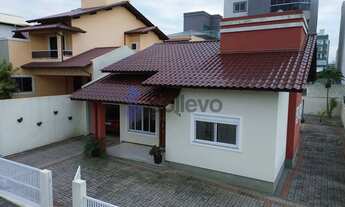 Imagem 2: Casa à venda no bairro Village - Imbituba/SC