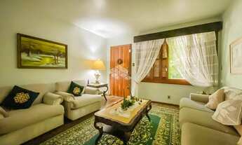 Imagem 2: CASA NO MENINO DEUS COM 3 DORMITÓRIOS E 5 VAGAS!!!