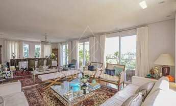 Imagem 3: Apartamento em Higienópolis à Venda de 3 Suítes com 4 Vagas e 221m²A.Ú