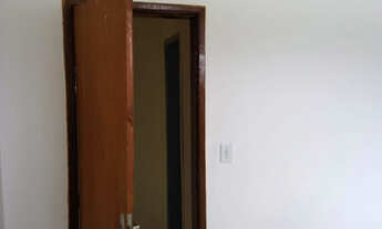 Imagem 4: Alugo casa duplex com 2 quartos e 2 banheiros