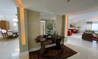 Imagem 7: Casa de condomínio para venda tem 970 metros quadrados com 5 quartos